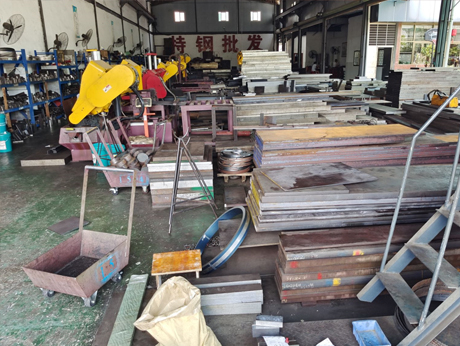 鋼材在模具鋼材中占有重要地位 鋼材在模具鋼材中占有重要地位