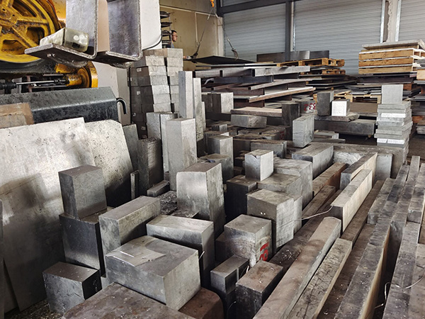 粉末高速鋼應用于制刀具的體現 粉末高速鋼應用于制刀具的體現